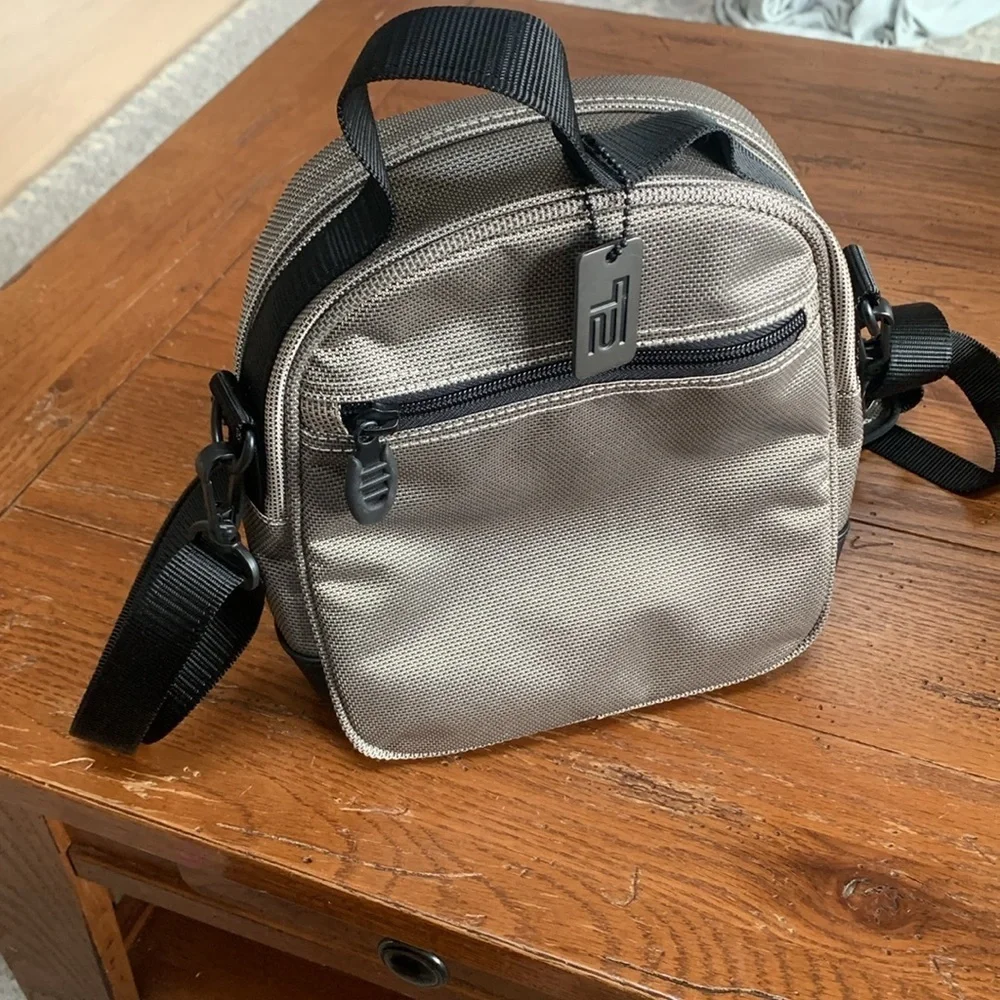 TUMI T2 Ballistic Silver and Black Camera Shoulder Crossbody Travel Bag 9x11x4